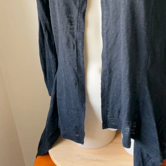 Black cotton cardi. Paper Scissors make. Size 8 - Picture 2 of 6